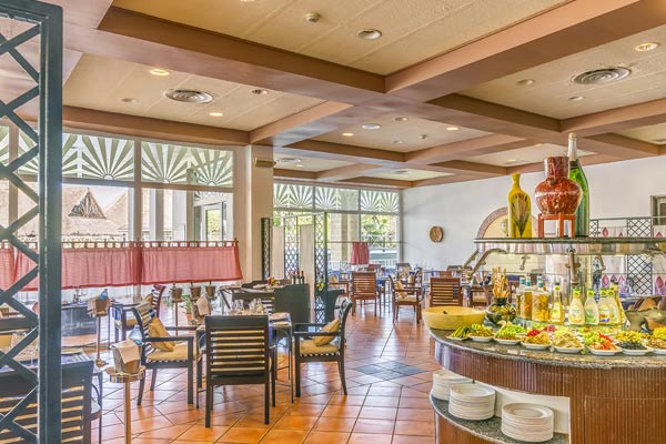 Restaurant - Royalton Hicacos Resort & Spa